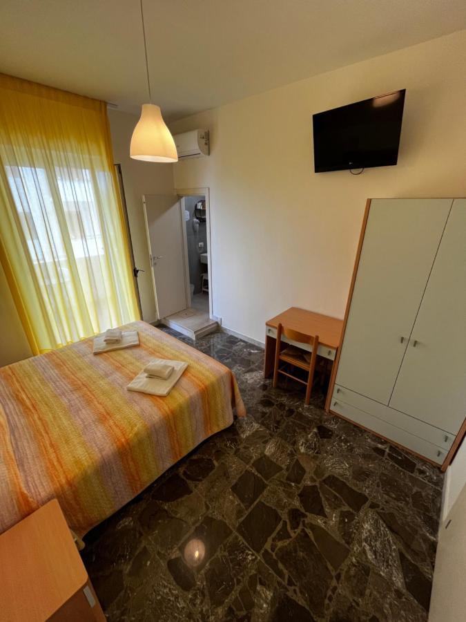 Hotel Lido В'єсте Екстер'єр фото