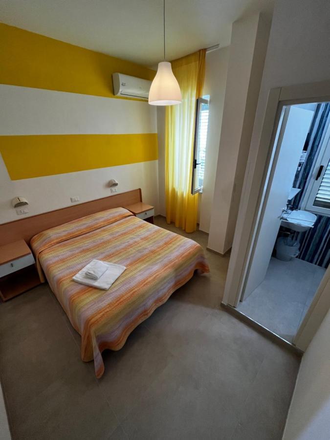 Hotel Lido В'єсте Екстер'єр фото